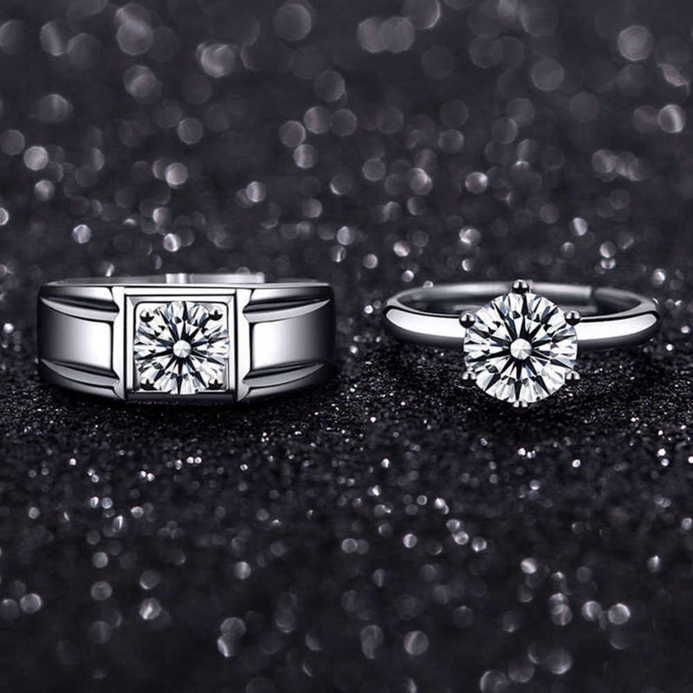 American Mossan stone imitation diamond Sterling Silver six claws and one carat, through drilling pen, live open couple ring, female