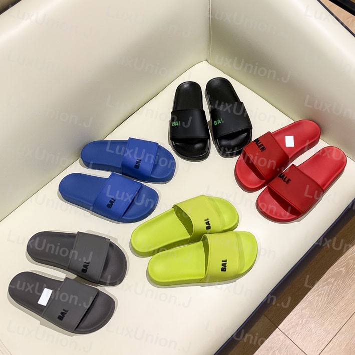 Designer Slipper Sliders Paris Slides Rubber Letter Sandals Luminous Alphabet Slippers For Men Women Hot Multicolor Couples Unisex Pool Beach Fli
