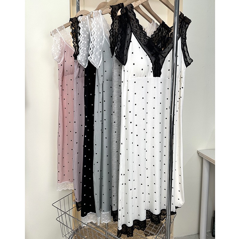 B777-Summer Women's Sostinder Chightgown peut sortir de la robe à la maison Pyjama Popular Sweet Polka Dot