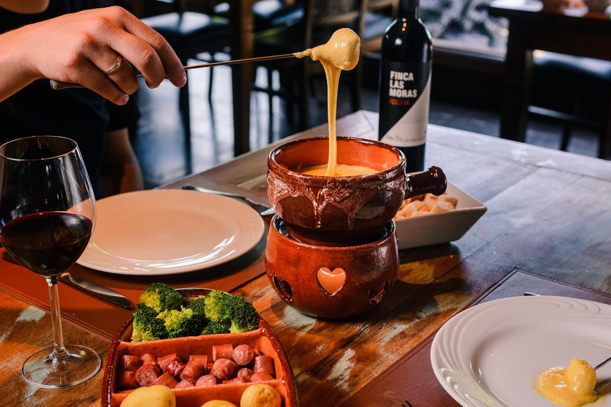Schweizer Nacht in Gramado mit Fondue-Abendessen