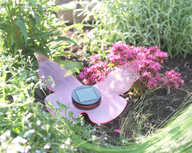 2er Set Effektleuchte Solarleuchte Leuchte Gartenlampe Lampe Schmetterling SMD LEDS 3,2V Li-Ion Akku mit Farbwechsel 