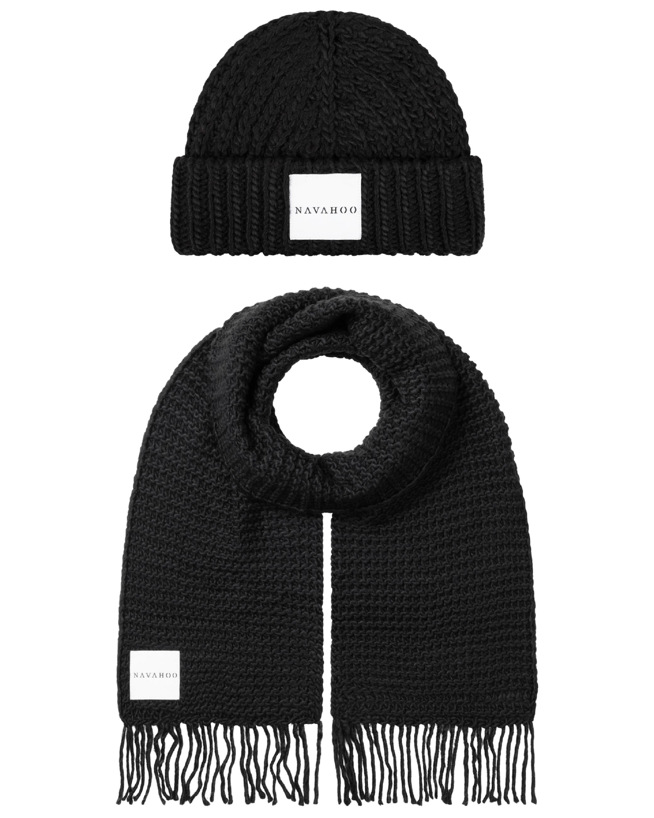 Set bestehend aus Mütze und Schal 