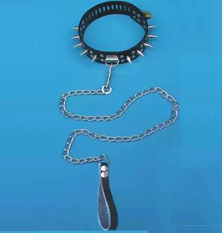 Nouveau style BDSM Bondage Engrenage fétiche Toy Faux Collier en cuir avec laisse Métal Stud Stud Tack Design Jouets Sexe Noir