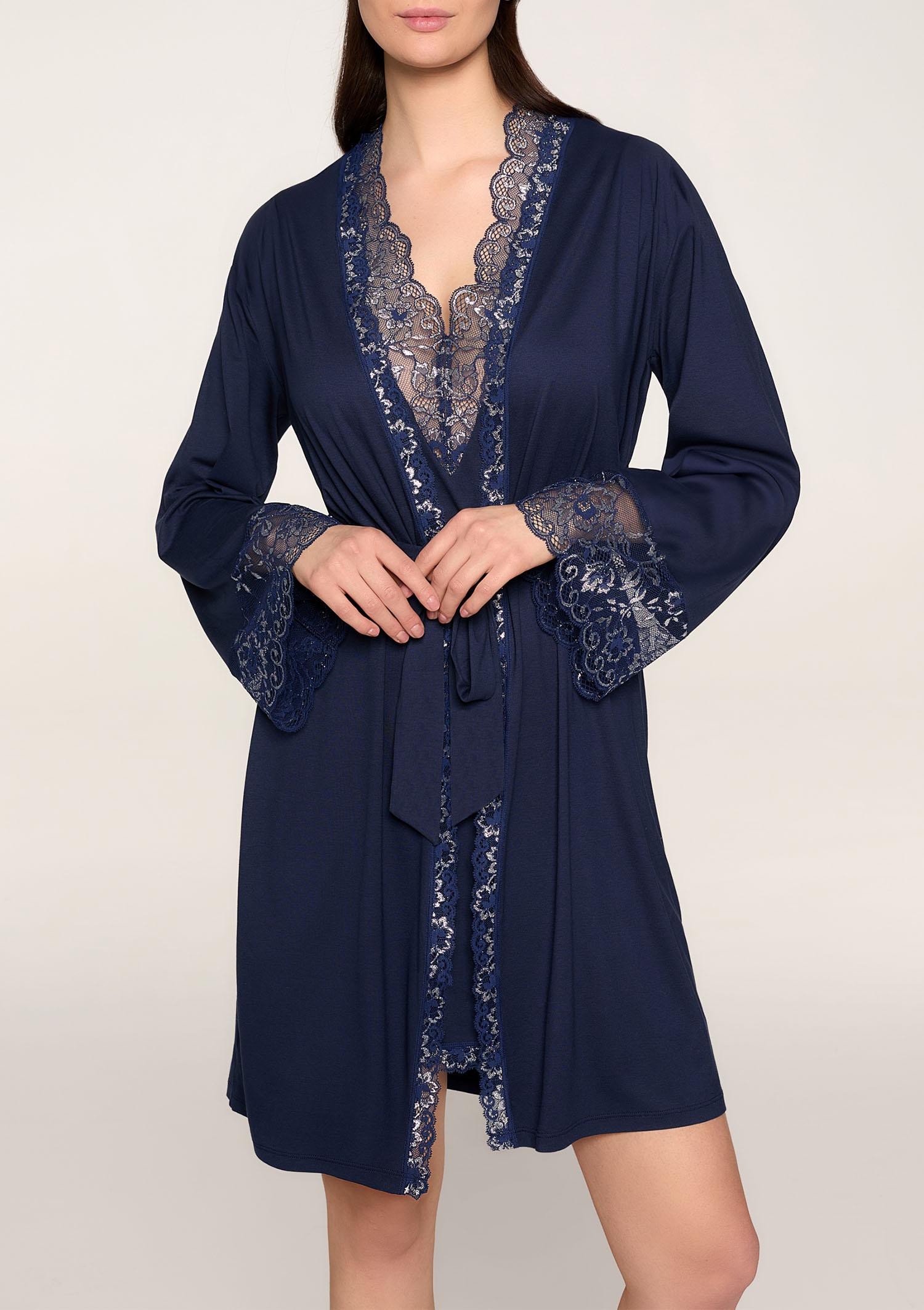 Damen Trenchcoat mit schimmernder Spitze Daisy Poupee Marilyn