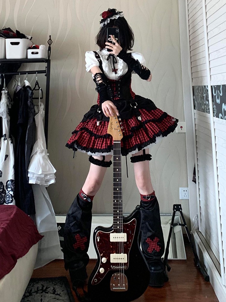 Gothic Lolita Outfit Weiß kariertes Rüschen-Kurzarmrock-Set mit Krawatte Kawaii Fashion