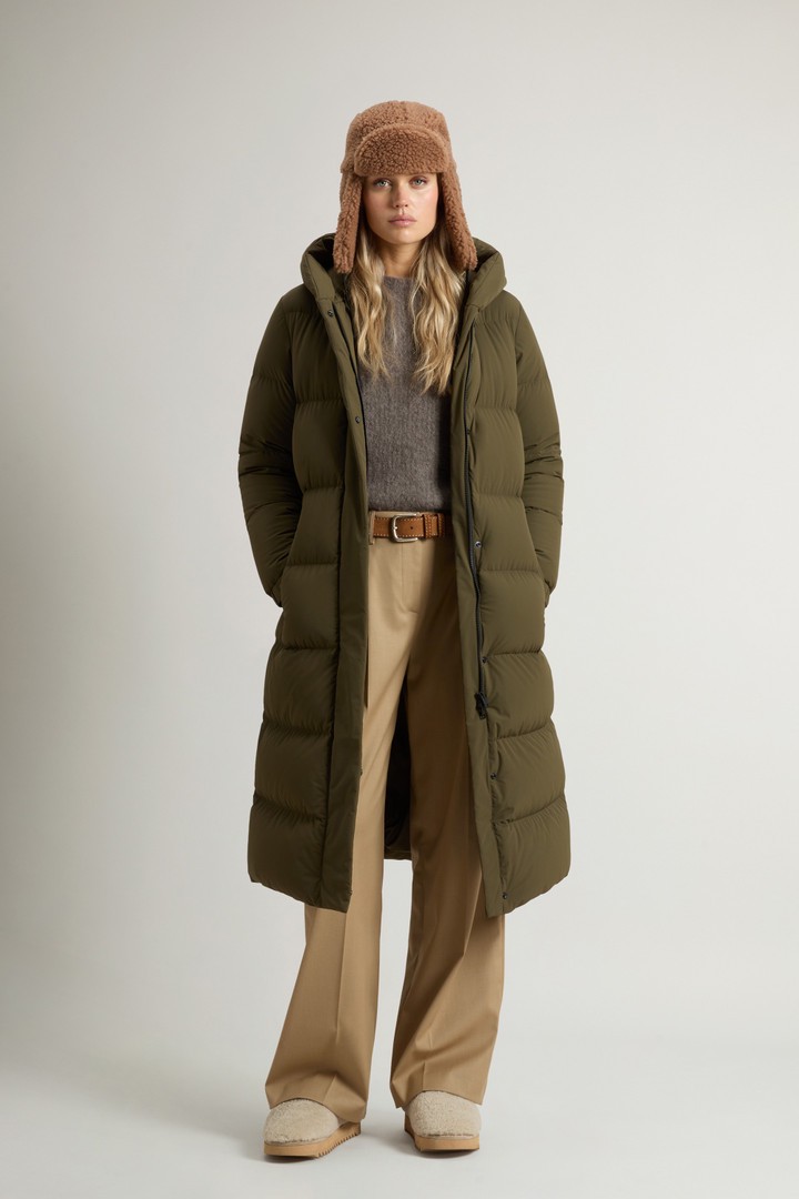 Woolrich Damen Cloud lange Daunenjacke aus Stretchnylon mit mattem Finish Grün Größe L