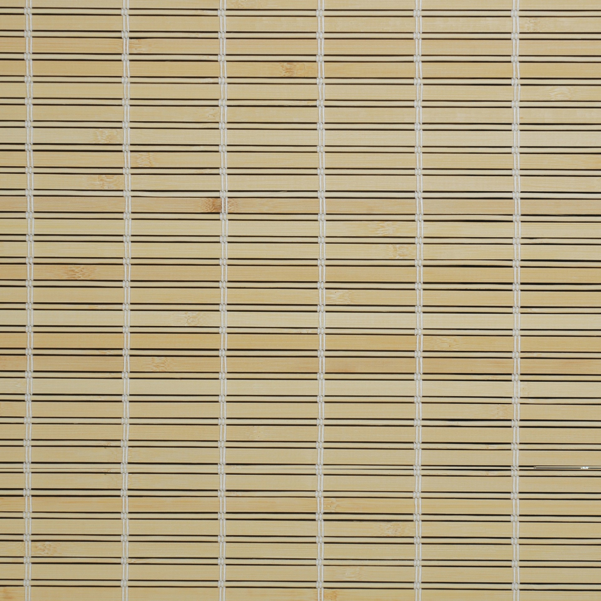 Holzrollo mit Seitenzug für Fenster und Tür