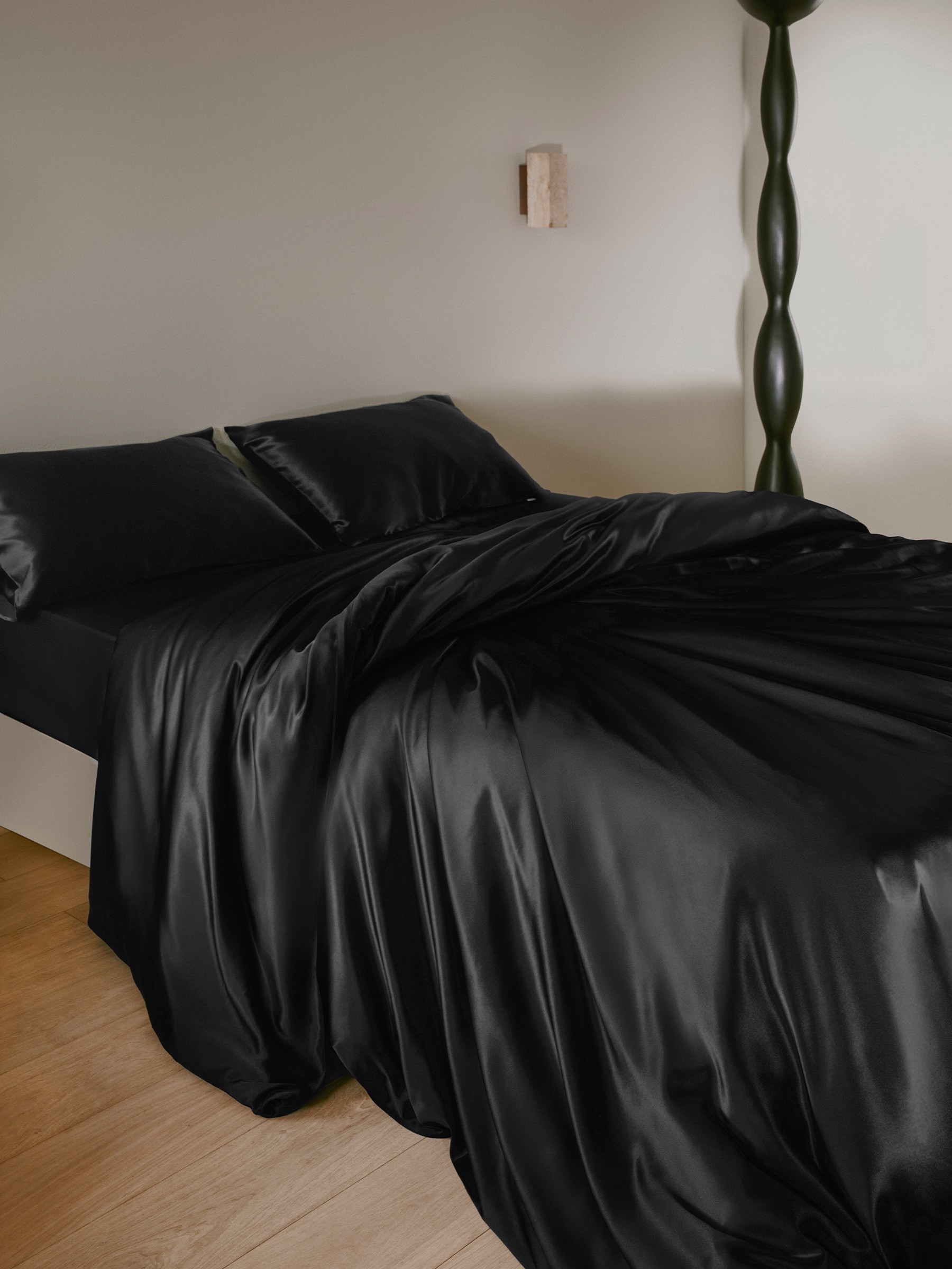 LILYSILK Luxus Seidenbettwäsche Set Schwarz DE Charmeuse Seide Modernen Atmungsaktiv Superleicht Bettwäsche Set 200x220cm + 2x 80x80cm