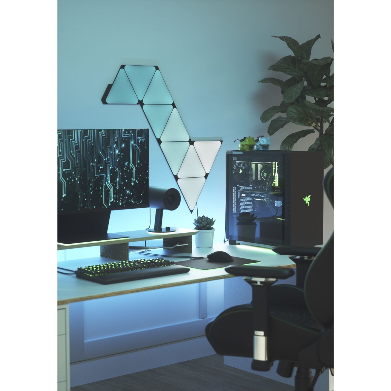 Nanoleaf Shapes Triangles Ultra Black, Starter Kit 9er-Pack Apple HomeKit Amazon Alexa Google Home Matter Leuchtmittel
