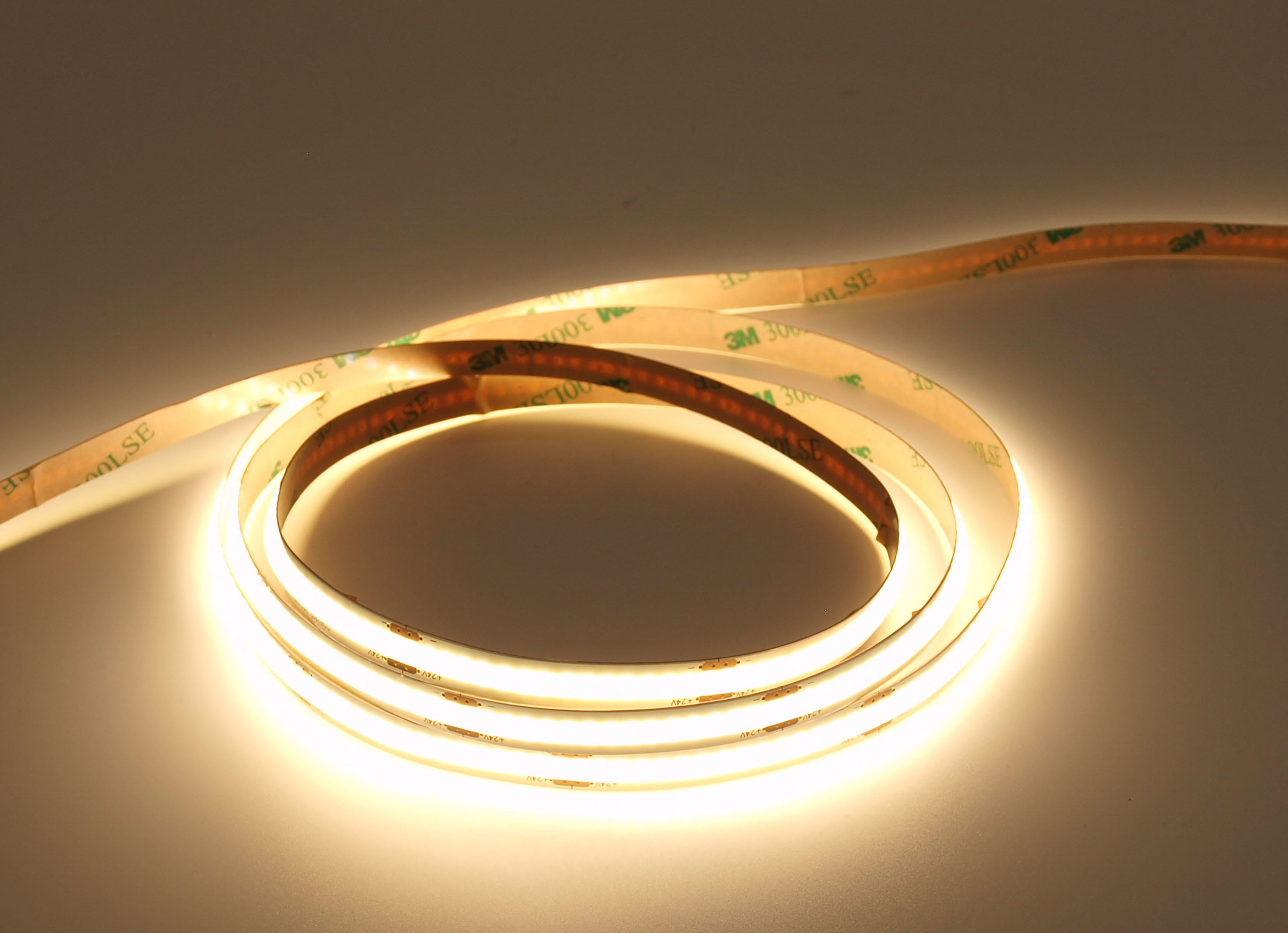 Individuell gefertigtes LED Strip / LED Band / LED Streifen COB Länge 5 - 800cm 12V DC neutralweiß 4000K 8 Watt/m 780 Lumen/m Schutzklasse IP20 CRI90