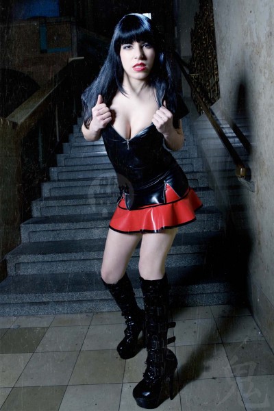 Latex Minirock mit Korsettschnürung hinten - MACINGER