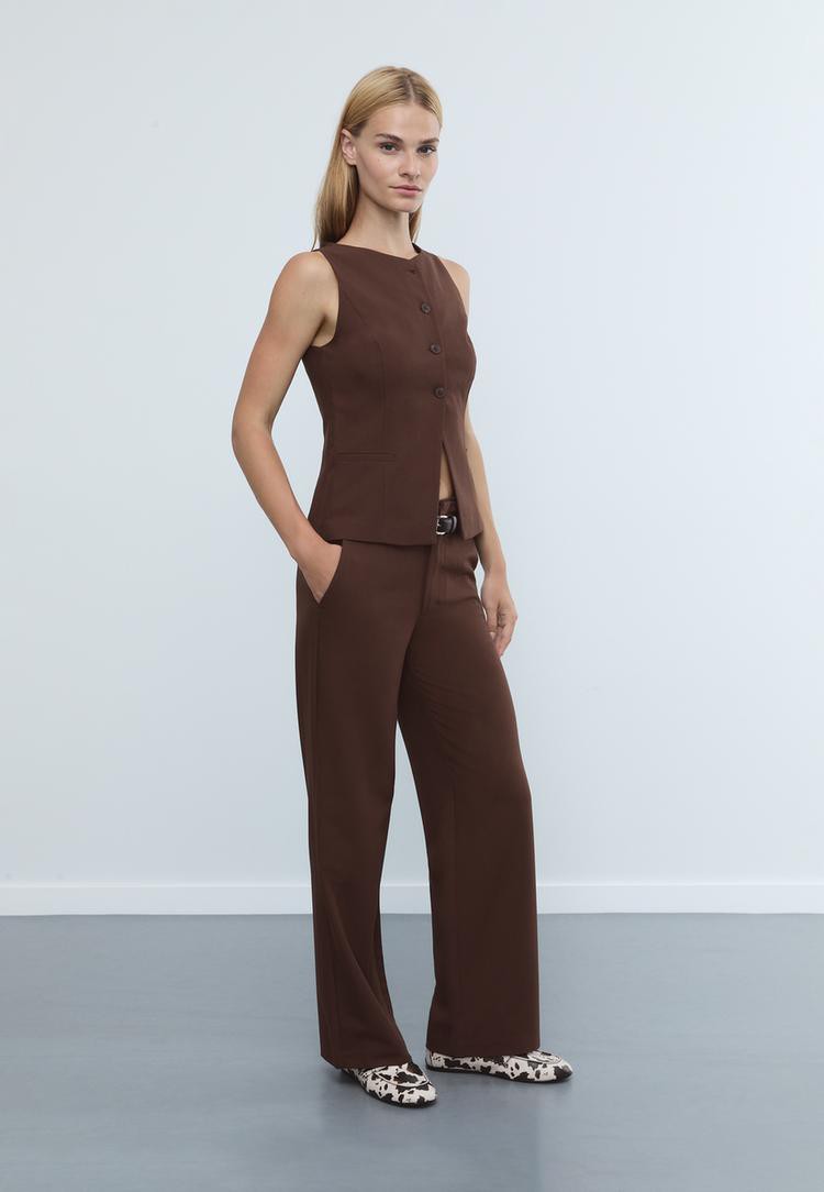 Stradivarius Fließende, Gerade Stoffhose Mit Gürtel Braun 42