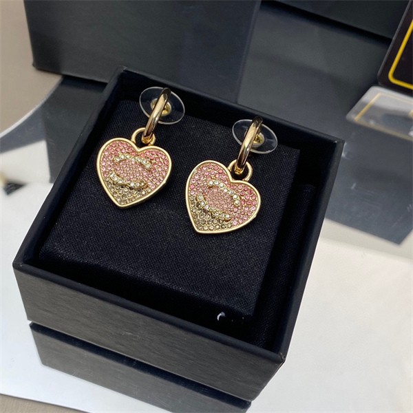 Dernières boucles d'oreilles ccity Designer luxe Stud femmes bijoux boucle d'oreille en or haute qualité en forme de coeur femme oreille ohrring