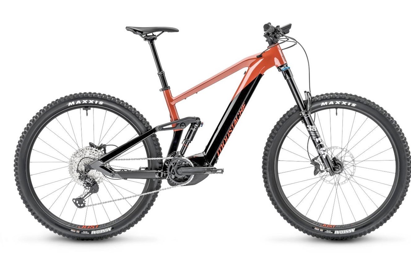 Moustache SAMEDI 29 Game 7 Diamant black / terracotta glossy