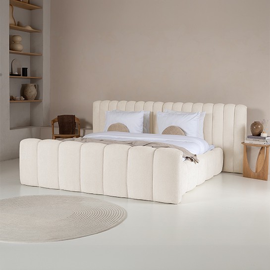 Adore Chic Design Bett – Luxuriöses Schlaferlebnis