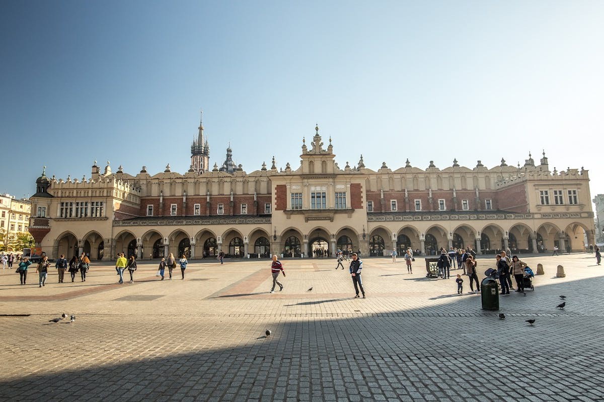 Geführte E-Scooter-Tour durch Krakau mit Verkostung von Speisen