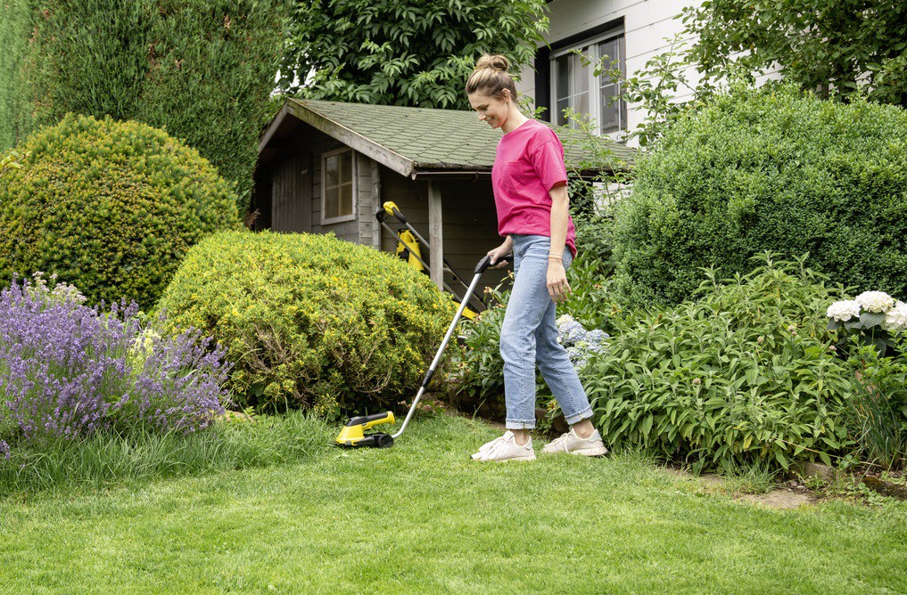 Haie et cisaillement d'herbe Karcher GSH 4-4 Plus Battery Set; 4 V; 1x2,5 Ah accu.