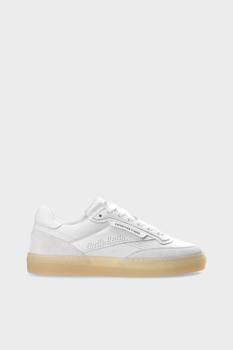 Low-Top Sneaker