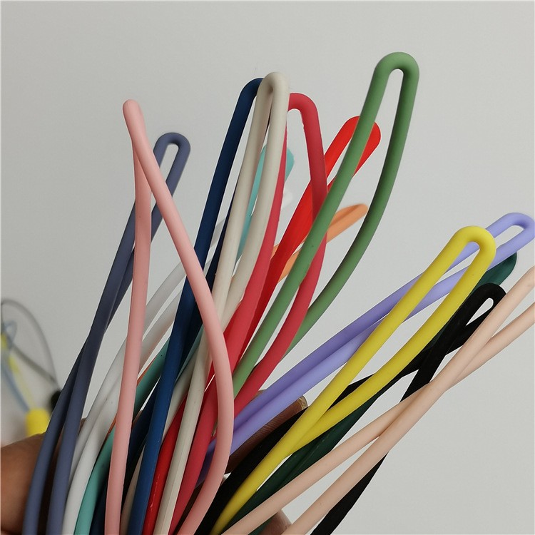 Customizable Smartphone Neck Strap Durable Liquid Silicone Phone Lanyard with Clip-on Design