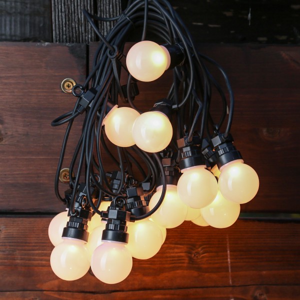 LED Party Lichterkette Circus - 20 opalfarbene Kugeln - 8,8m - kopp...