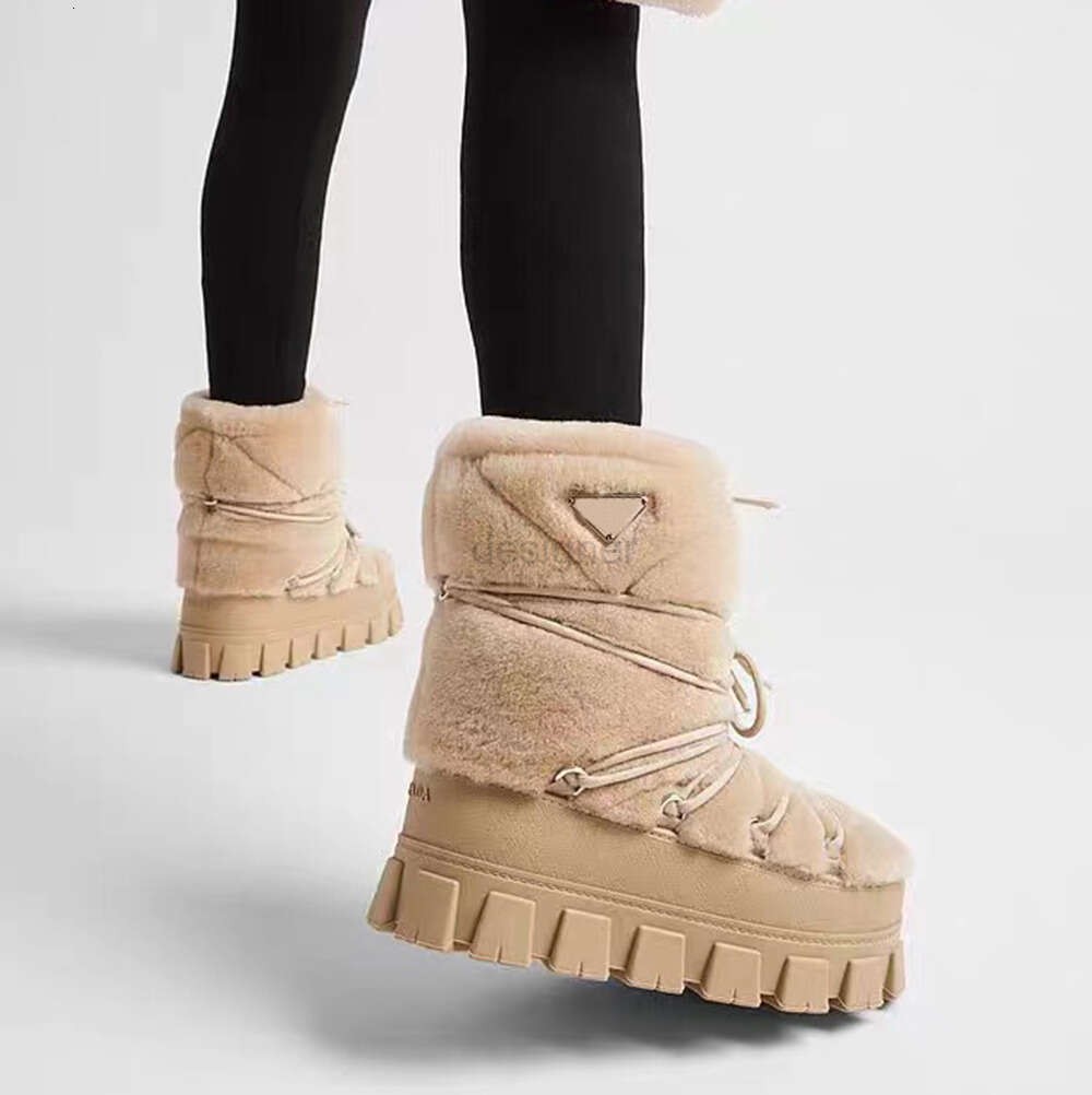 High quality Sheepskin Ankle Boots Slip-On Chunky bottom Bootie Round toe Lace up Ski Snow boot women's outdoor shoes luxury designer Flat b