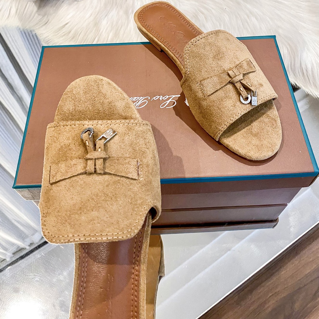 Designer slides Summer Charms women's sandals metal suede slippers comfortable pendants sandale casual vacation women