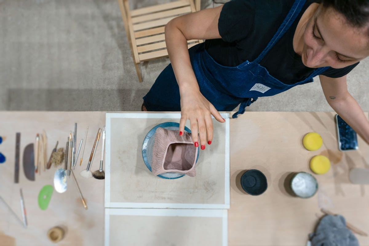 Einführungsworkshop in die handwerkliche Keramik in Barcelona