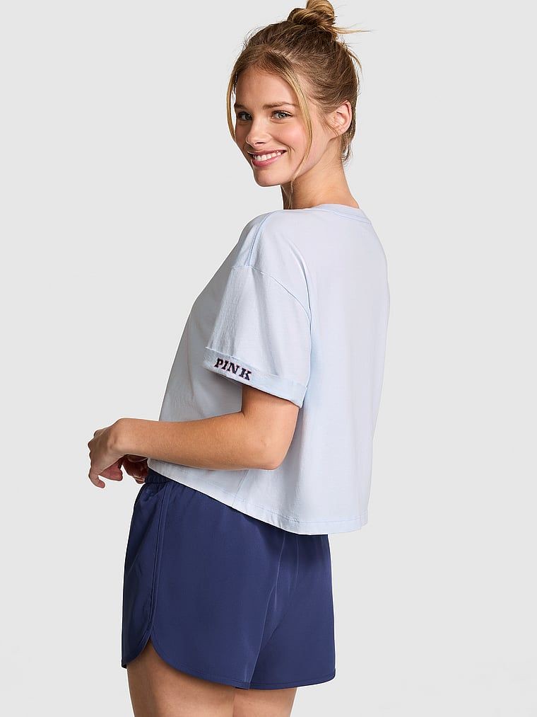 T-shirt o krótszym kroju