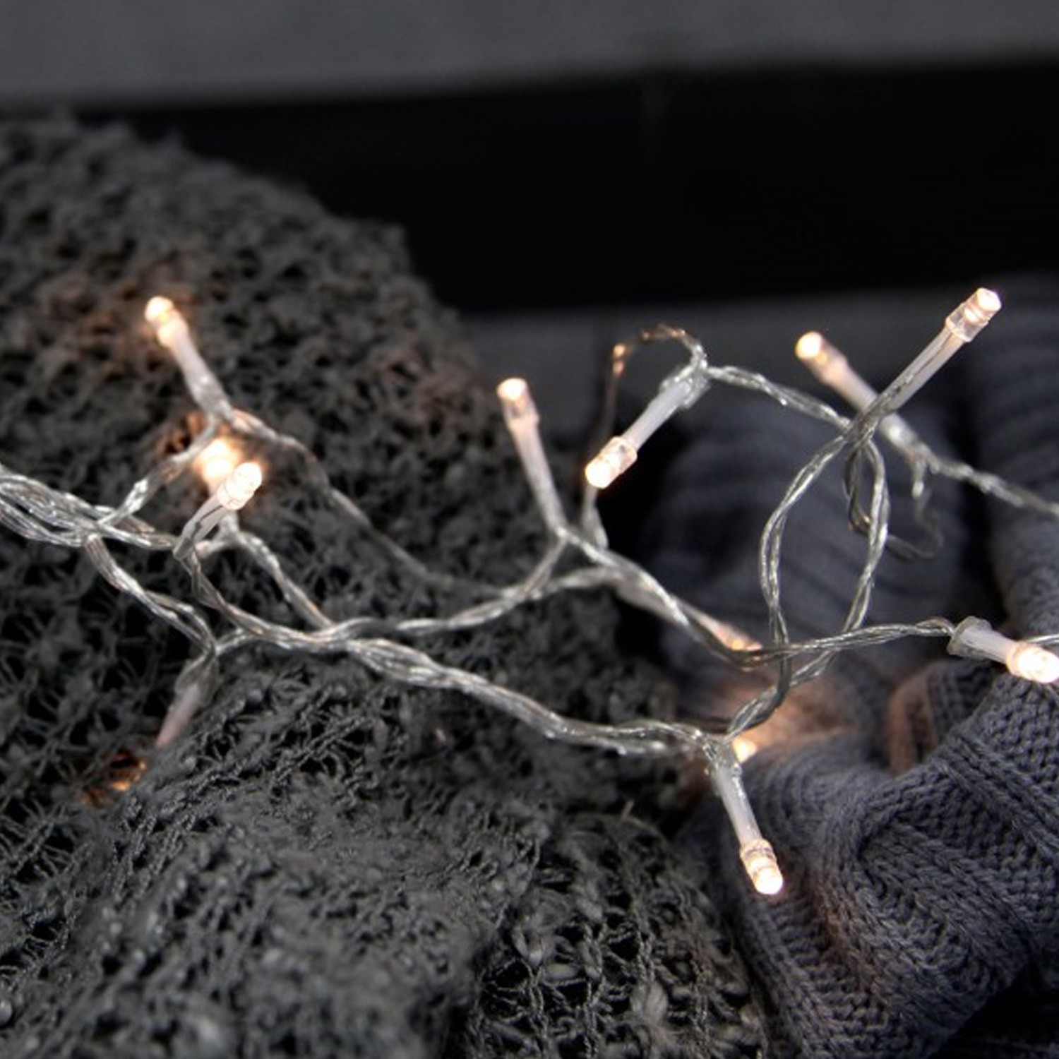 LED Lichterkette - 30 Hellweiße LED - L: 4,5m - Batterie  - Indoor - transparentes Kabel