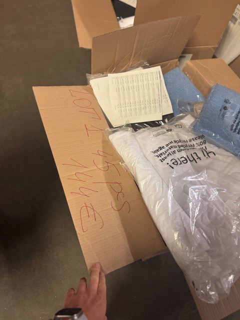 144 € für 45 Stück – Markenhaushaltswaren Mix (Retouren A/B/C) aus Deutschland: Bettwäsche, Handtücher, Vorhänge und mehr