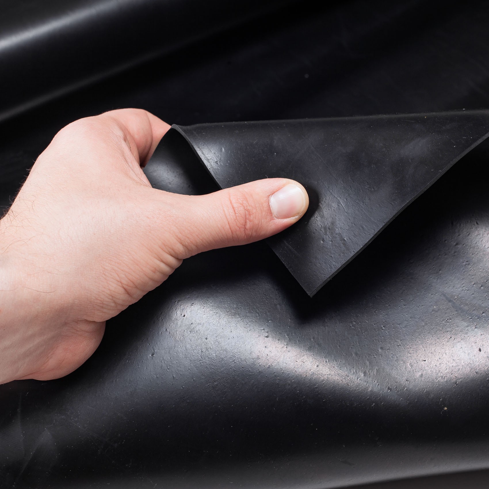 Gummimatte Meterware SBR Glatt Gummi Bodenbelag Schwarz Stärke: 1mm100 cm Breite 50 x 100cm