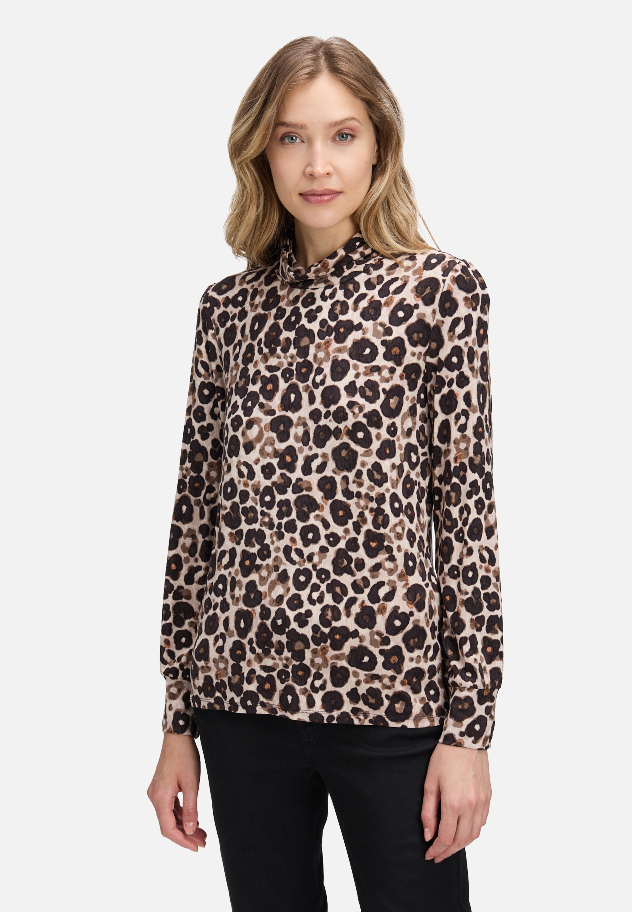 Rollkragenshirt mit Stehkragen