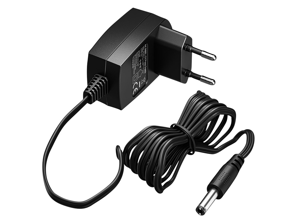 GOOBAY Universal-Netzteil 64982, 5 V-/1 A, 5 W, 5,5x2,1 mm, schwarz