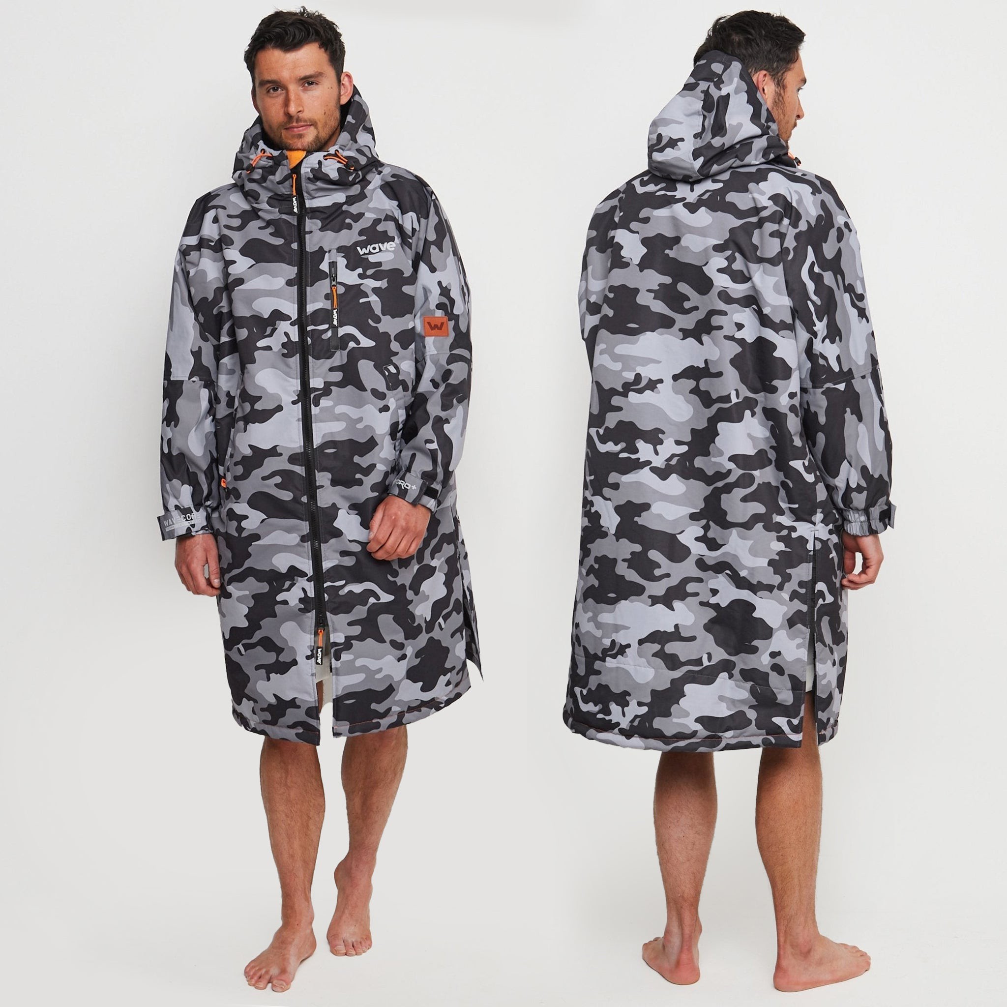 Fleece-Lined Changing Robe | Unisex | Sage | Wave Spas USA, Gray Camouflage / Medium