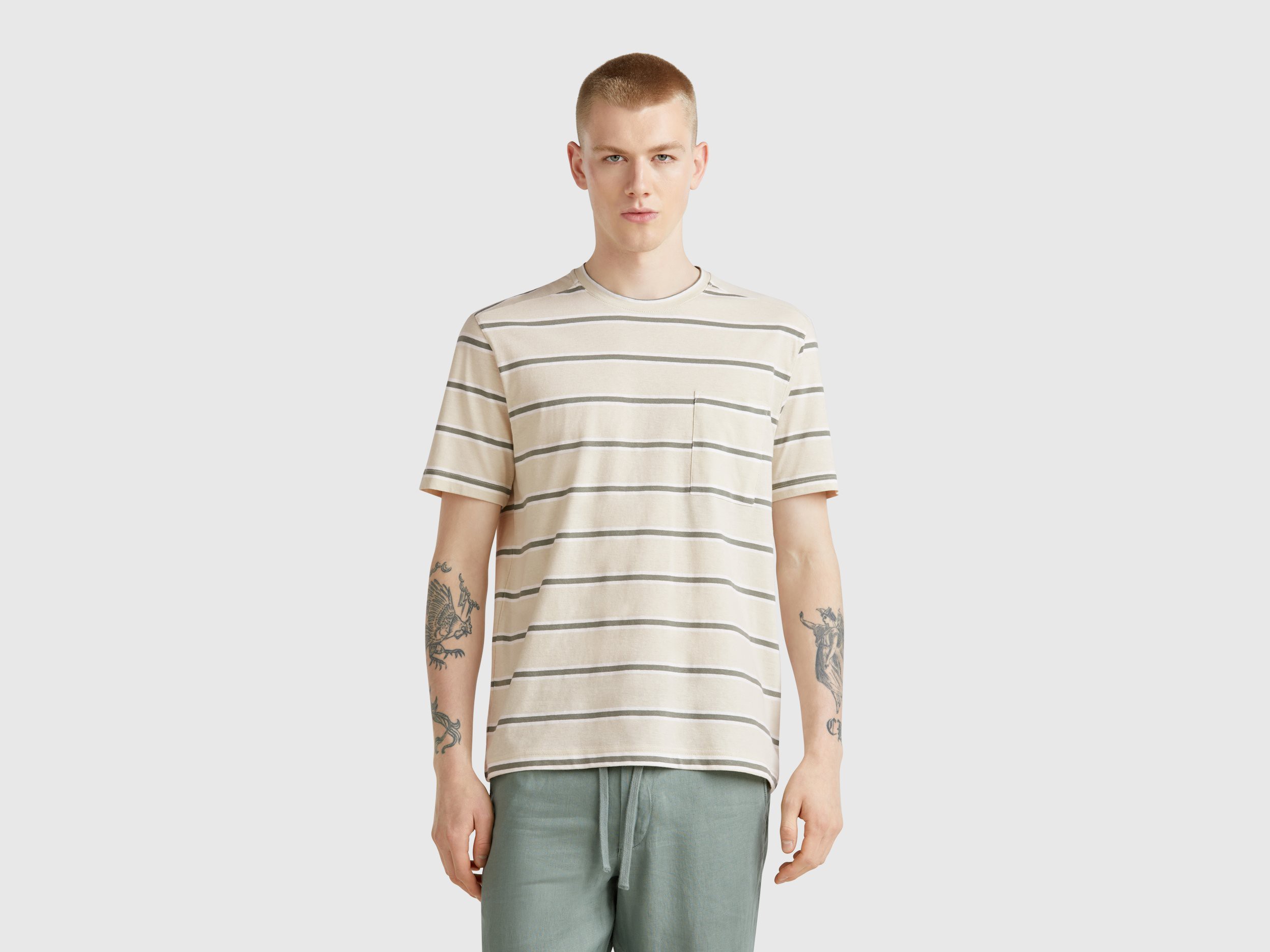 Benetton, Gestreiftes T-shirt Mit Tasche, Größe: L, Beige, Herren